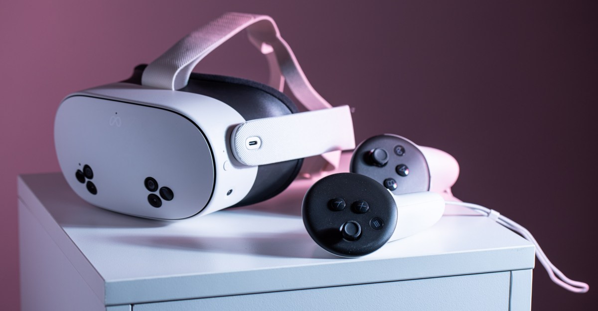 Meta Shifts Focus from Metaverse to Wearable Technology